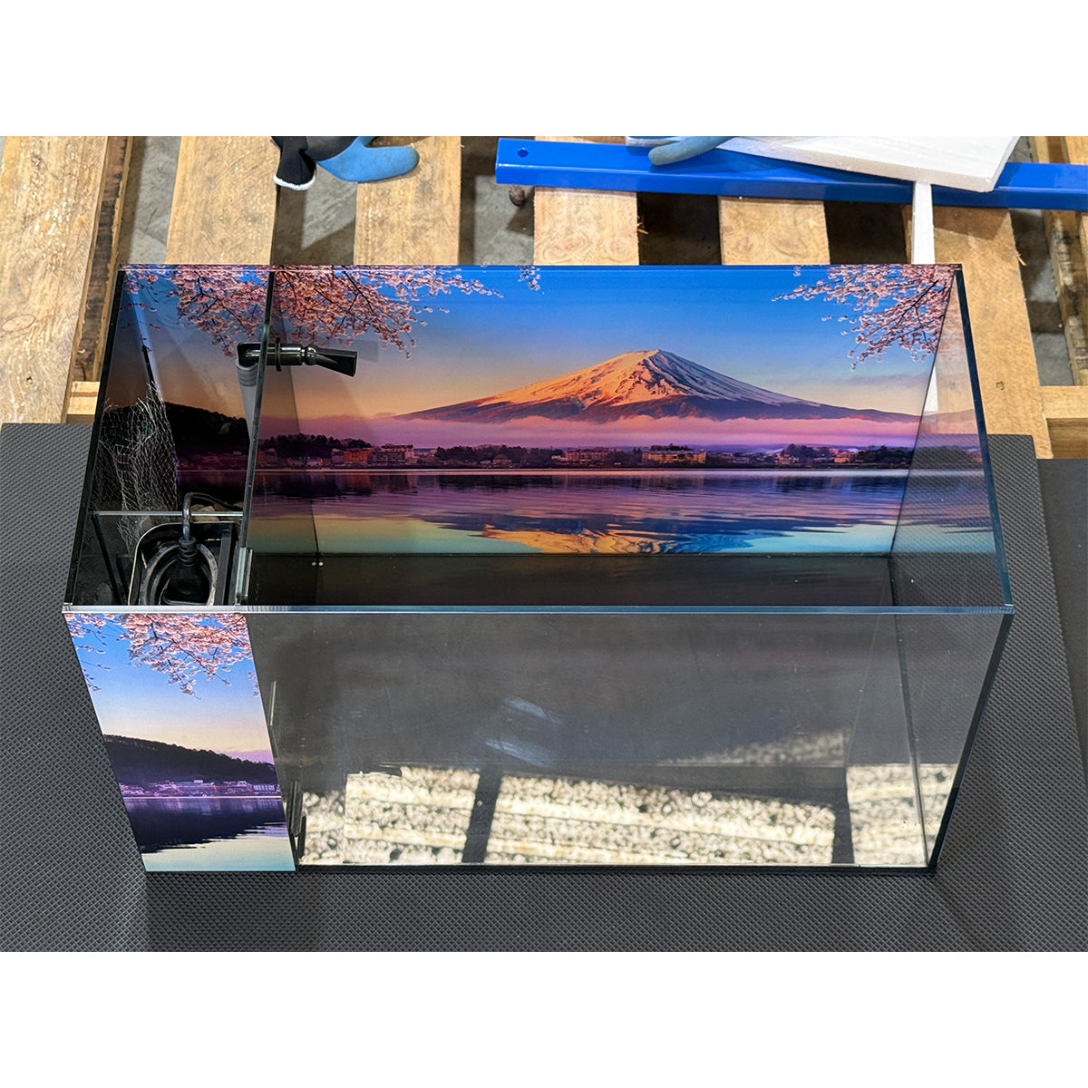 Mount Fuji - 60L AIO Aquarium with Build in Side Filtration System